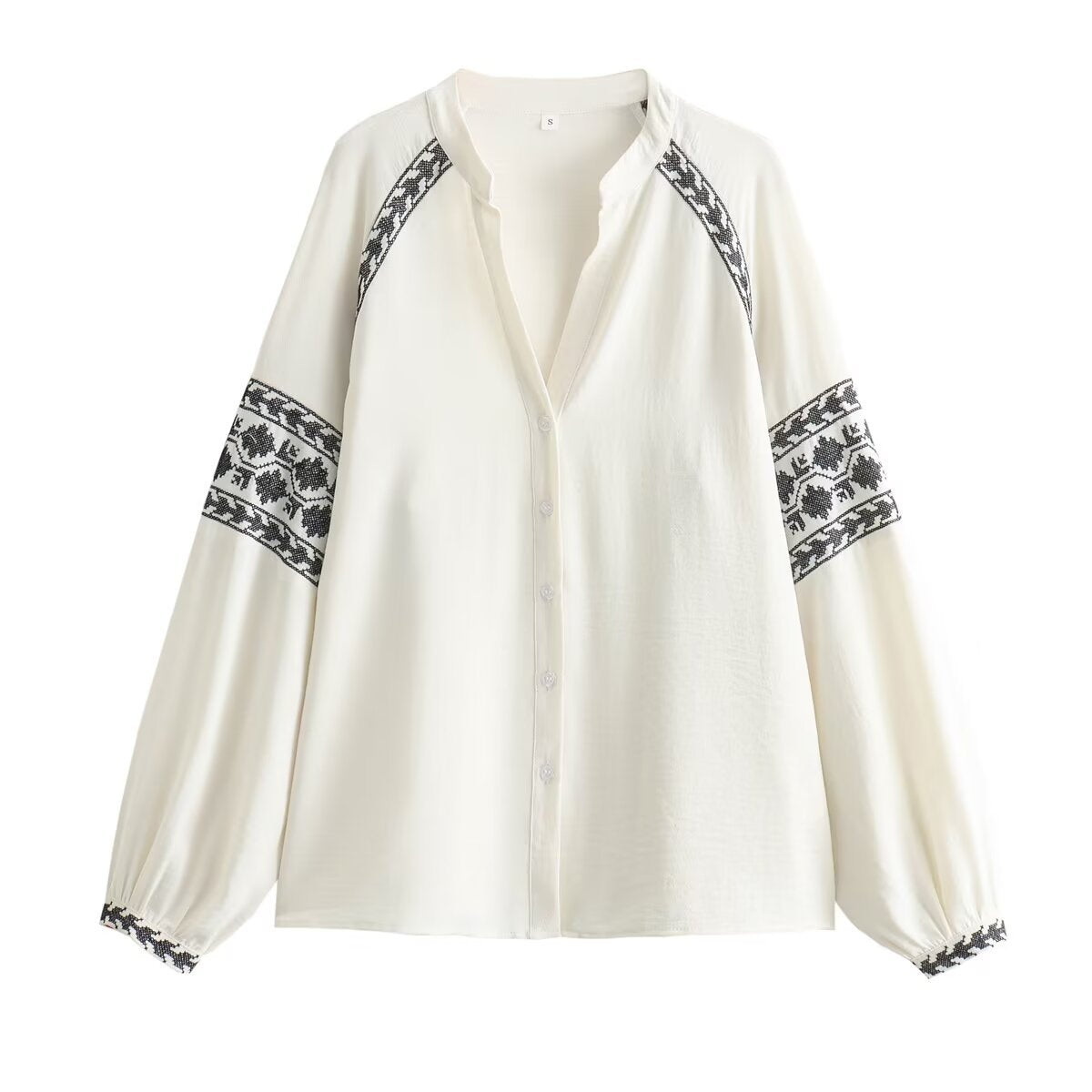 White Embroidery V-neck Long Sleeves Blouse