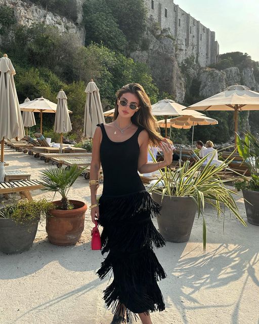 Round Neck Sleeveless Fringed Knitted Midi Dress